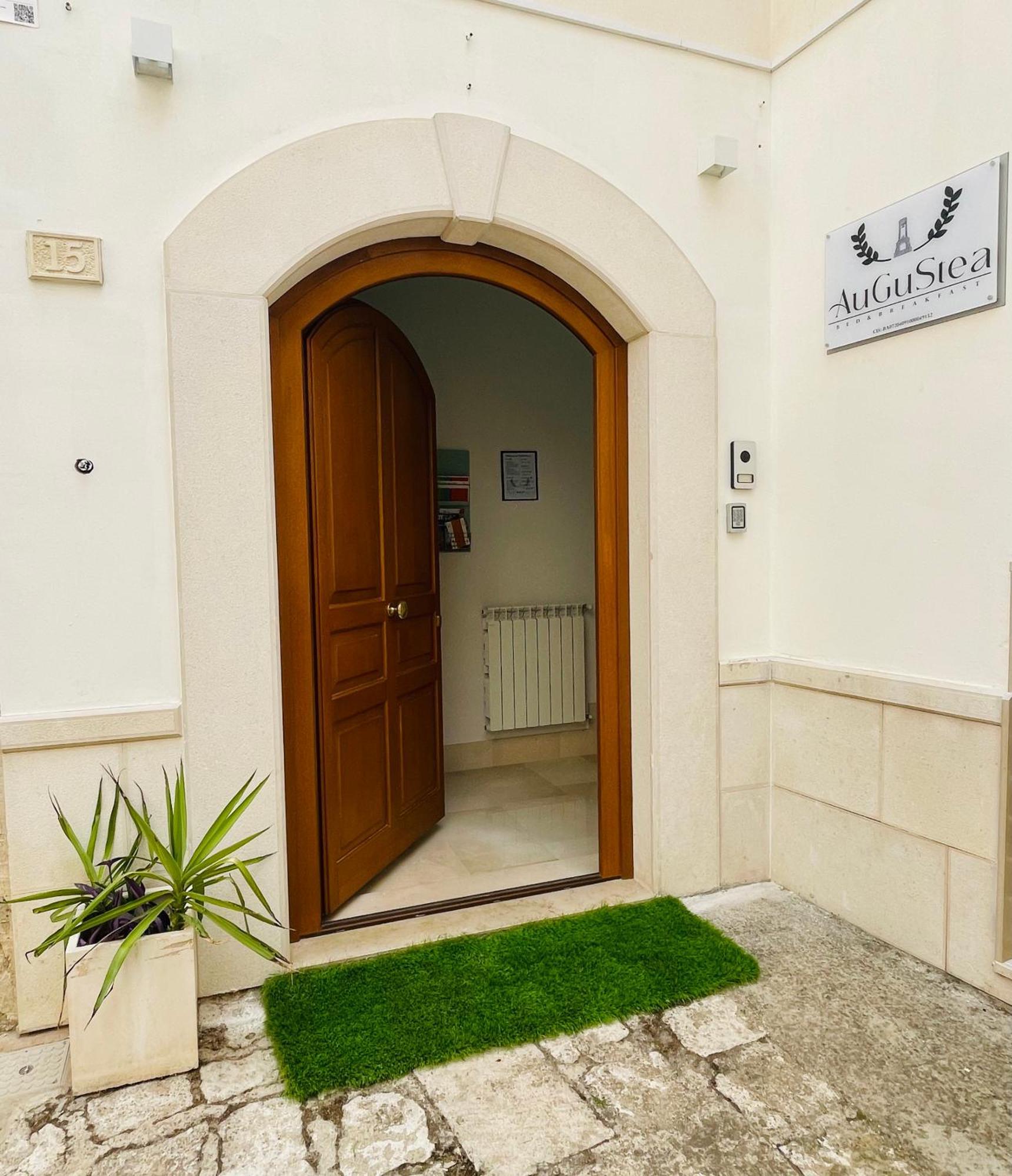 산니칸드로디바리 Augustea B&B 외부 사진
