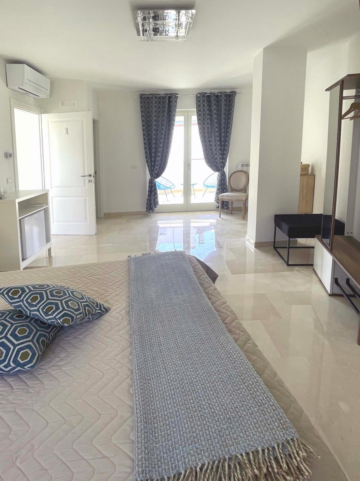 산니칸드로디바리 Augustea B&B 외부 사진